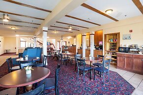Fireside Inn & Suites - Belfast