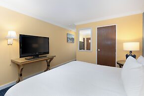 Fireside Inn & Suites - Belfast