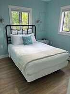 Fireside Inn & Suites - Belfast