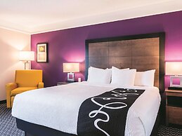 La Quinta Inn & Suites by Wyndham Shreveport Airport