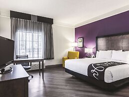 La Quinta Inn & Suites by Wyndham Shreveport Airport