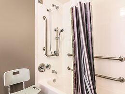 La Quinta Inn & Suites by Wyndham Shreveport Airport