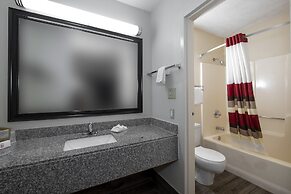 Red Roof Inn West Point