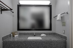 Red Roof Inn West Point