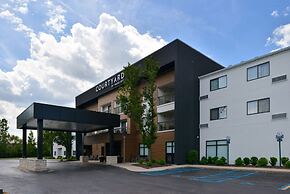 Courtyard by Marriott Detroit Utica