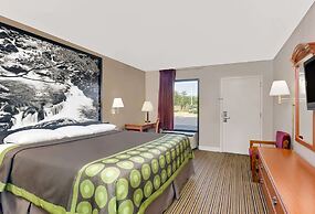 Super 8 by Wyndham Athens