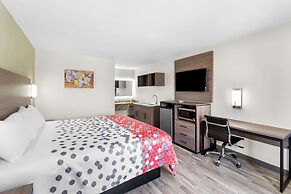 Econo Lodge Inn & Suites Ocean Springs - Biloxi