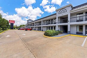 Econo Lodge Inn & Suites Ocean Springs - Biloxi