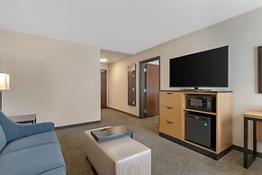 Drury Inn & Suites Joplin