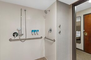 Drury Inn & Suites Joplin