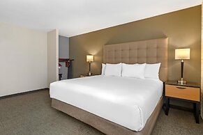 Drury Inn & Suites Joplin
