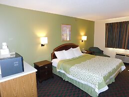 Days Inn by Wyndham Lexington NE