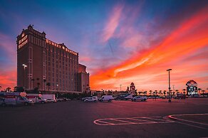 Sunset Station Hotel & Casino