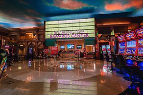 Sunset Station Hotel & Casino