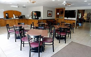 Ruidoso Mountain Inn