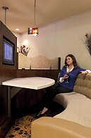 Courtyard by Marriott Newburgh Stewart Airport