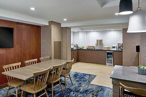 Fairfield Inn by Marriott Rochester East