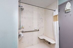 Baymont by Wyndham Creedmoor