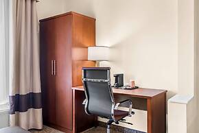 Comfort Suites near Camp Lejeune