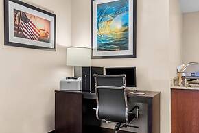 Comfort Suites near Camp Lejeune