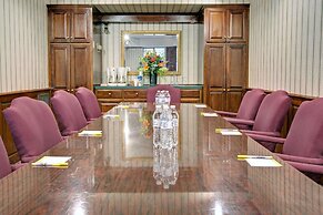 Days Inn & Suites by Wyndham Hickory