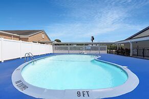 Days Inn by Wyndham Lincolnton