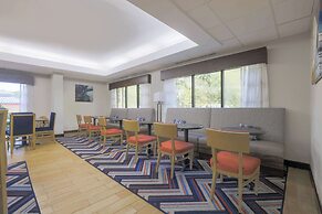 Hampton Inn Raleigh Garner