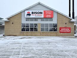 Bison Inn & Suites on University