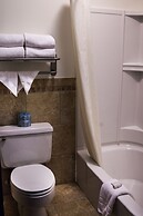 Fargo Inn and Suites