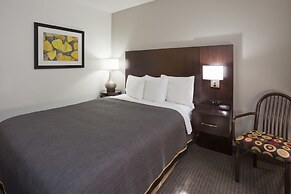 Fargo Inn and Suites