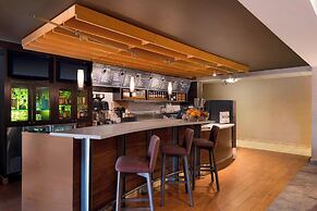 Courtyard by Marriott Akron Fairlawn