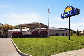 Days Inn by Wyndham Hillsboro