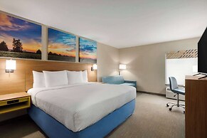 Days Inn by Wyndham Hillsboro