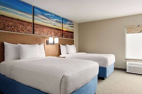Days Inn by Wyndham Hillsboro