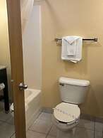 Quality Inn & Suites Bellville - Mansfield