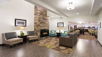 Holiday Inn Express & Suites Wyomissing by IHG