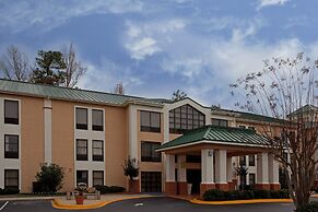Lexington Inn and Suites
