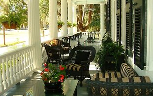Rhett House Inn