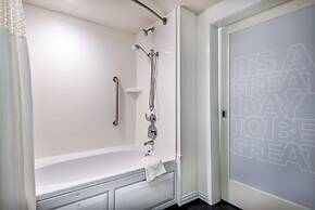 Hampton Inn & Suites Florence Center