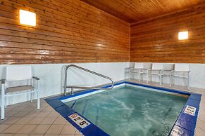 Country Inn & Suites by Radisson, Watertown, SD