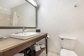 Country Inn & Suites by Radisson, Watertown, SD