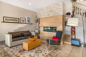 Country Inn & Suites by Radisson, Watertown, SD