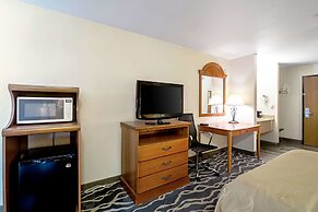 Quality Inn Huron