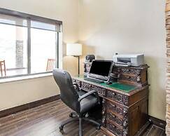 Comfort Inn at Royal Blue