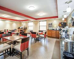 Comfort Inn at Royal Blue