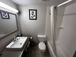 Radiant Inn & Suites