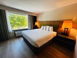 Radiant Inn & Suites