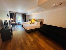 Radiant Inn & Suites