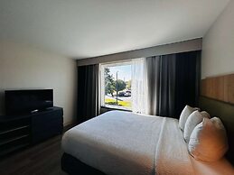 Radiant Inn & Suites