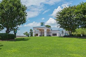 Quality Inn Carthage